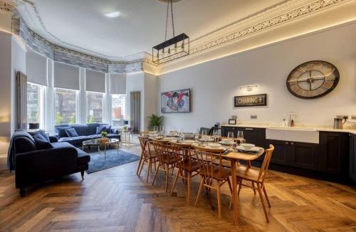 Kelvinbridge Apartment | The Burnbank Experience