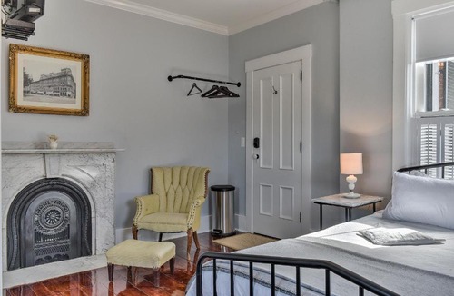 Keene Hotel | The Burrell House