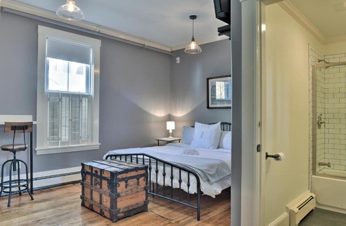 Keene Hotel | The Burrell House