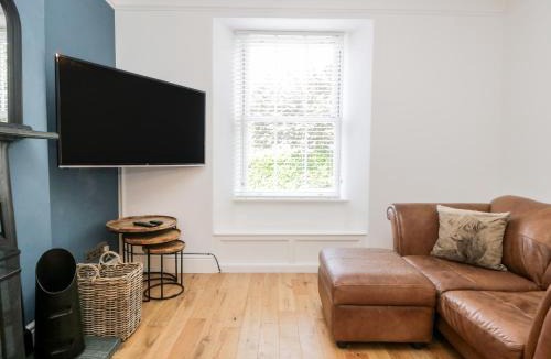 Windermere House | The Burrow