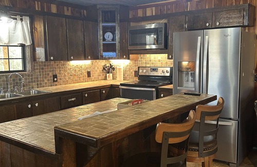 Lockesburg Cabin | The Burt Family Cabin