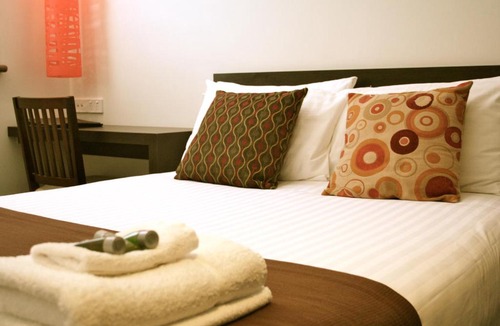 Merewether Hotel | The Burwood Inn