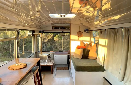 Marion Bay Cottage | The Bus Stop