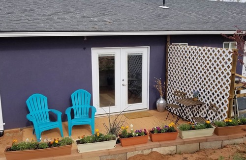 Kanab Apartment | THE BUS STOP INN 2 Brand New! Great Views!