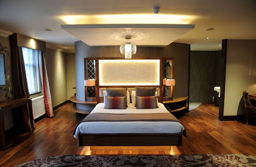 Busby Hotel | The Busby Hotel