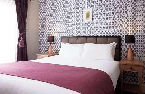 Bury St Edmunds Hotel | The Bushel by Greene King Inns