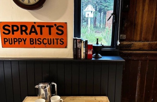 Elstead Apartment | The Butler's Quarters