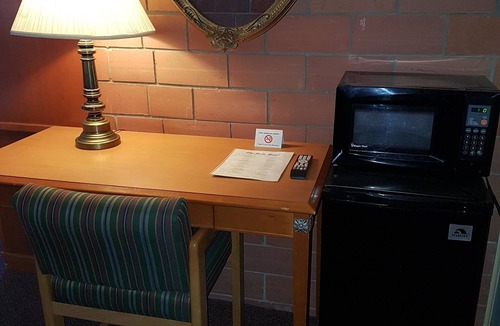 Wray Hotel | The Butte Motel