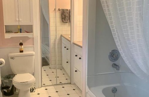Waterford House | The Butter Barn Vacation Home