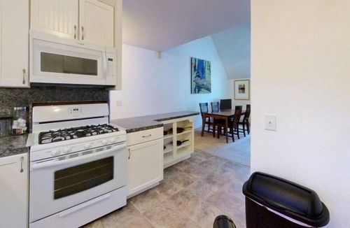 Heritage Apartment | The Buttercup Cottage