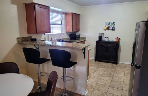 Ozona House | The Butterfly-A Contemporary Hideawayn