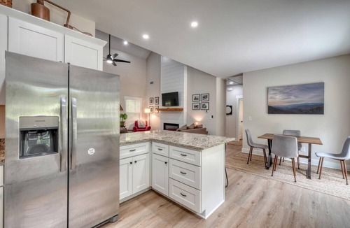 Dahlonega House | The BW House