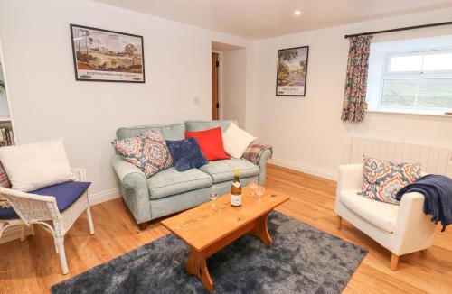 Eastgate House | The Byre