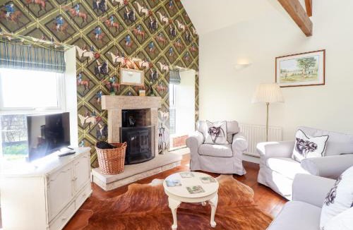 Morpeth House | The Byre