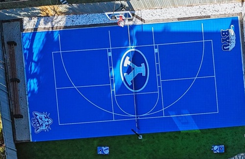 Sunset Heights House | The BYU Fan House, The BYU Fan House: sports court, hot tub, game room, fun!