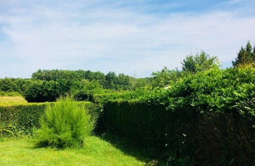 Saint-Michel-de-Montaigne House | The Chamboul Tour .