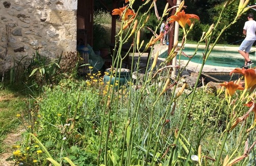 Saint-Michel-de-Montaigne House | The Chamboul Tour .