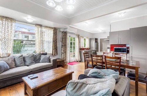 Sandringham House | The Croft 4 BR Bungalow with Air-Con and Parking