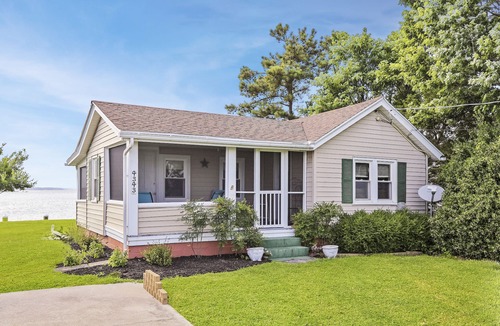 Chincoteague House | The C-Ray Cottage by Seaside Vacations & Sales