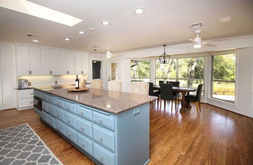 China Spring House | *THE C5 RIVER HOUSE MINUTES FROM MAGNOLIA AND BAYLOR RIVER *