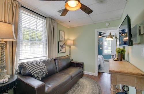 Defiance House | 'The Cabernet Cabin' Defiance Home on Katy Trail!