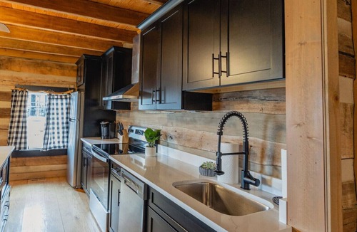 Ste Genevieve Cabin | The Cabin at Charleville