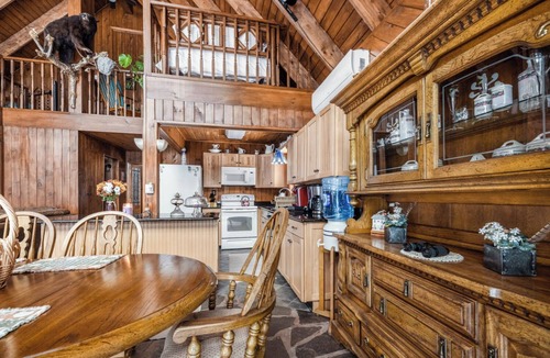 Narrowsburg Cabin | The Cabin at Deep Hollow