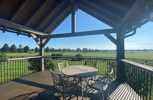Paris Cabin | The Cabin at Denali Stud