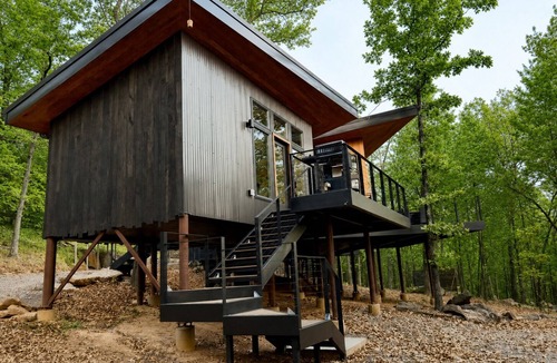 Van Buren Cabin | The Cabin at Rocky Top w/Private Outdoor Hot Tub