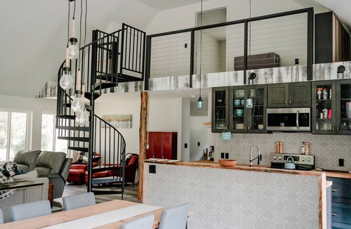 Hyner House | The Cabin at Slate Run