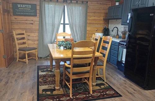 Montier Cabin | The Cabin at Stormy Mountain Ranch, 800acre Ranch. ATV, Horses or Jeeps welcome