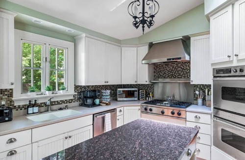 Old Irving Park Cabin | The Cabin - Fire Pit, Pool Table, Spacious