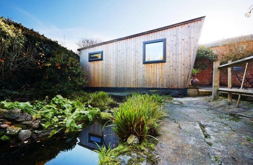 Pottersbury Bed & Breakfast | The Cabin