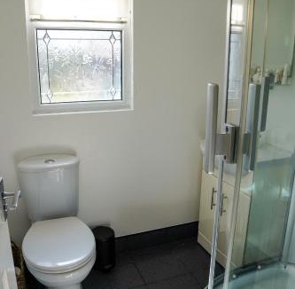 Bont Newydd House | The Cabin, Glan Gwna