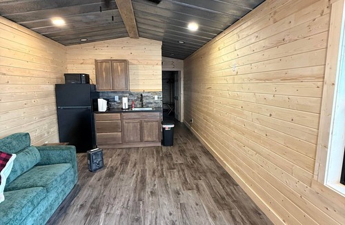 Tribune House | The Cabin in Tribune