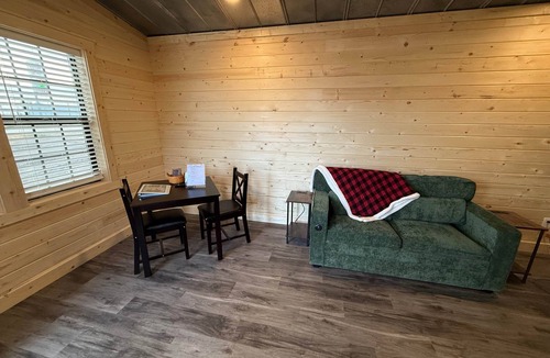 Tribune House | The Cabin in Tribune
