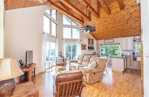 Arvonia Cabin | The Cabin on the Ridge