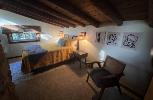 Maple Mount House | The Cabin