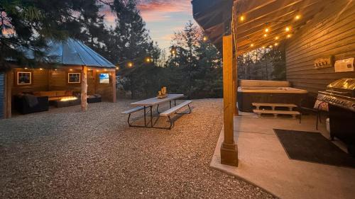 Ronald House | The Cabin