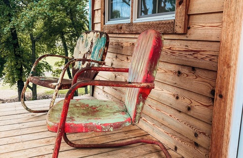 Iron Post Cabin | The Cabins at Bent Pine Ranch ~ Cabin #1