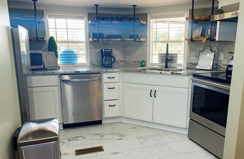 Blakely Cottage | The Cabins on Rockmine