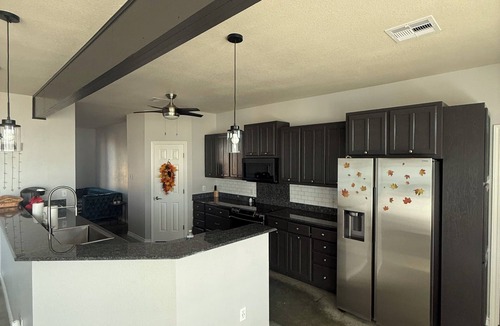 Williamson County House | The Cactus Casa- Spacious, Family-Friendly, Next to Cactus Cantina & Coffeehouse