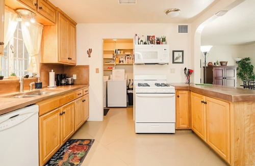 Midtown House | The Cactus House