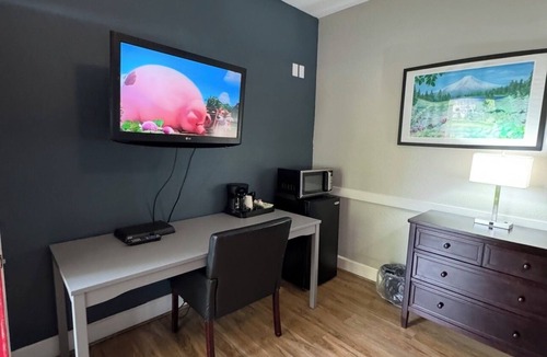 Vernonia Hotel | The Caden Hotel