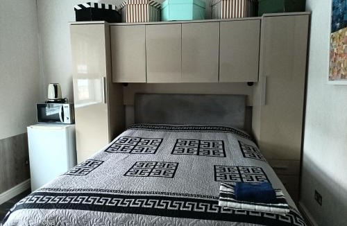 Runnymede House | The Caduceus- Residence