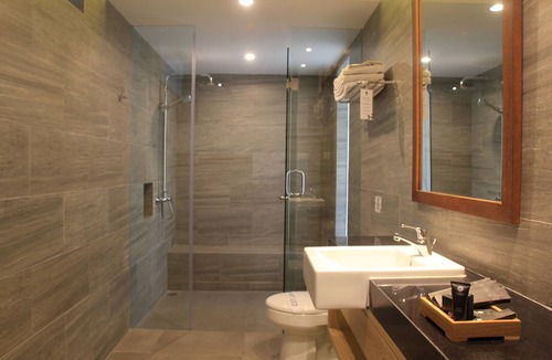 Denpasar Timur Hotel | The Cakra Hotel