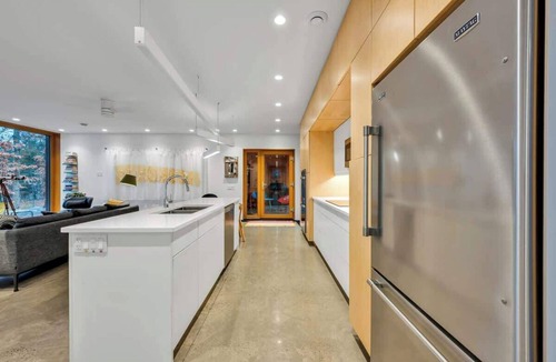 Greater Madawaska House | The Calabogie Eco Retreat