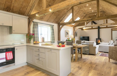 Bushton Cottage | The Calf Shed-UKC2113