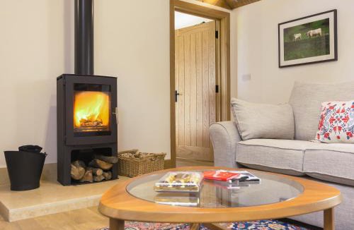 Bushton House | The Calf Shed-Ukc2113