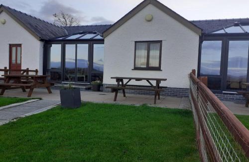 Aberystwyth House | The Calf Suite